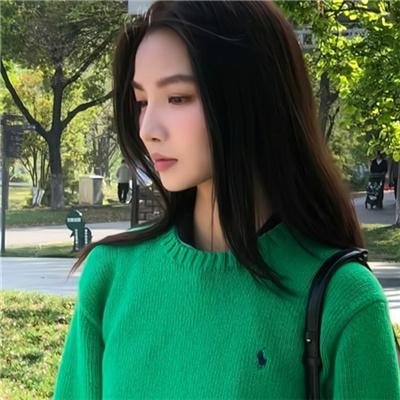 人群中的孩童